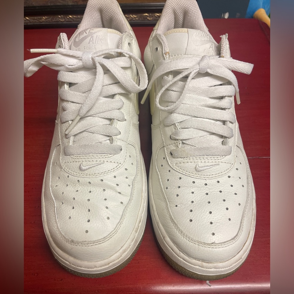 Vintage Nike Air Force 1